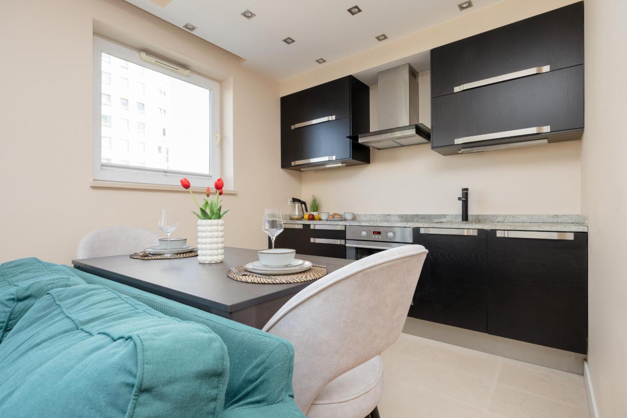Cozy Near Metro Stoklosy By Renters Warszawa