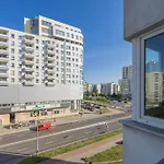 Cozy Apartment Near Metro Stoklosy By Noclegi Renters
