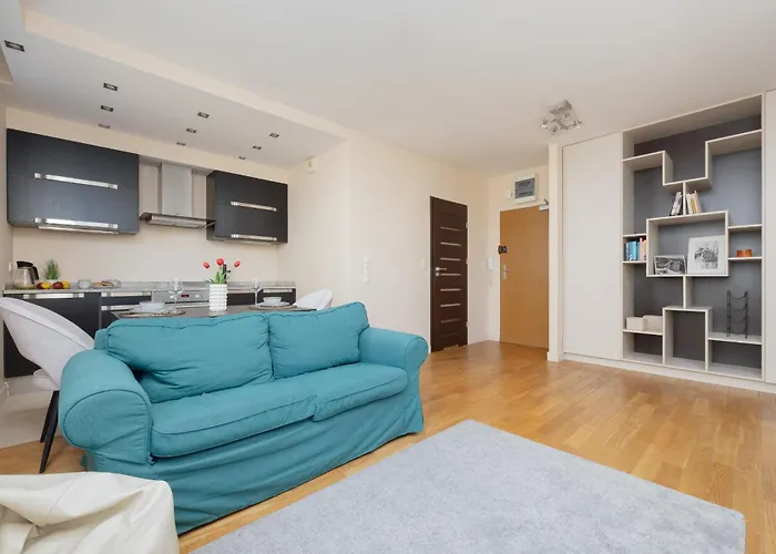 Cozy Apartment Near Metro Stoklosy By Noclegi Renters