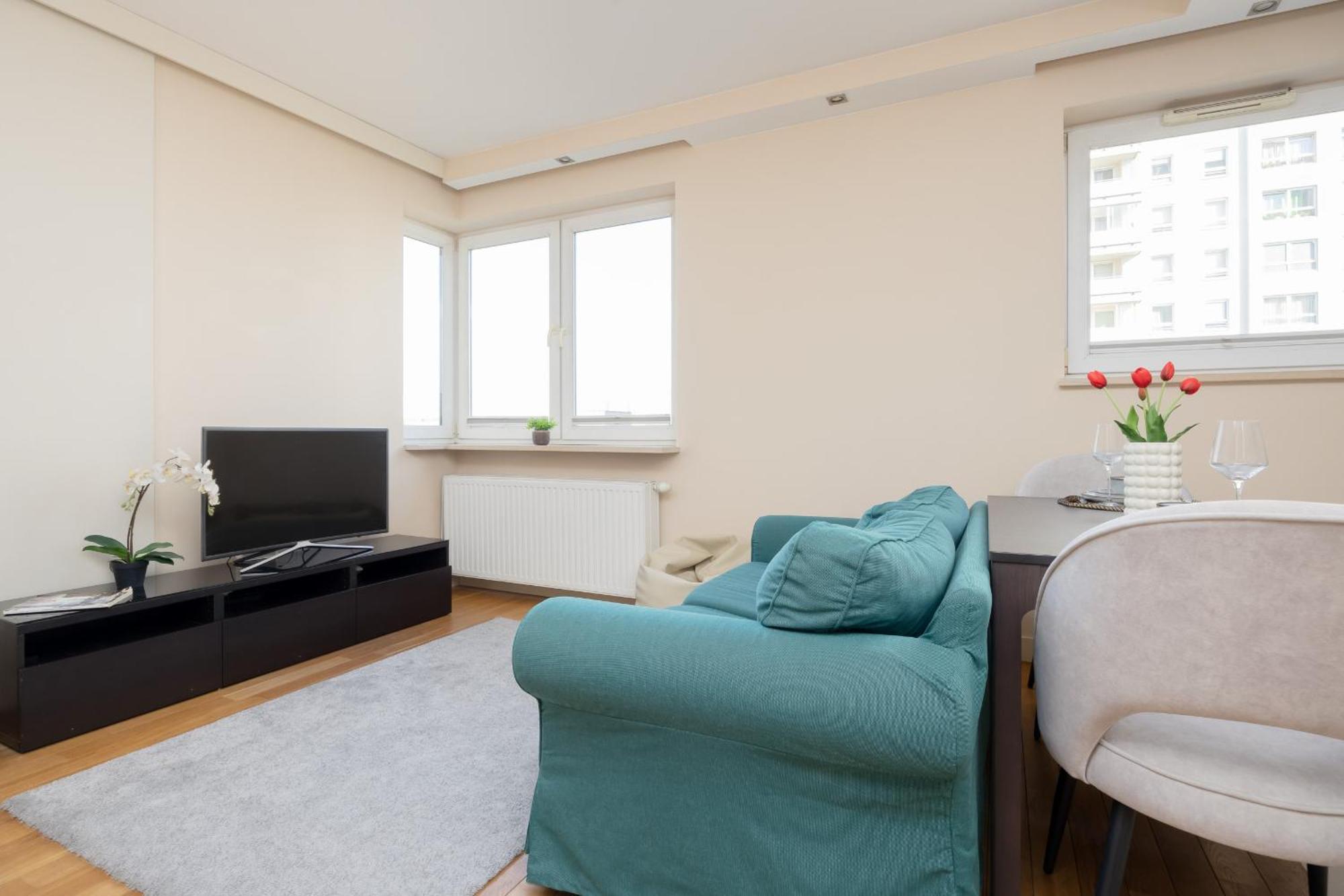 Apartment Cozy Near Metro Stoklosy By Renters Warsaw