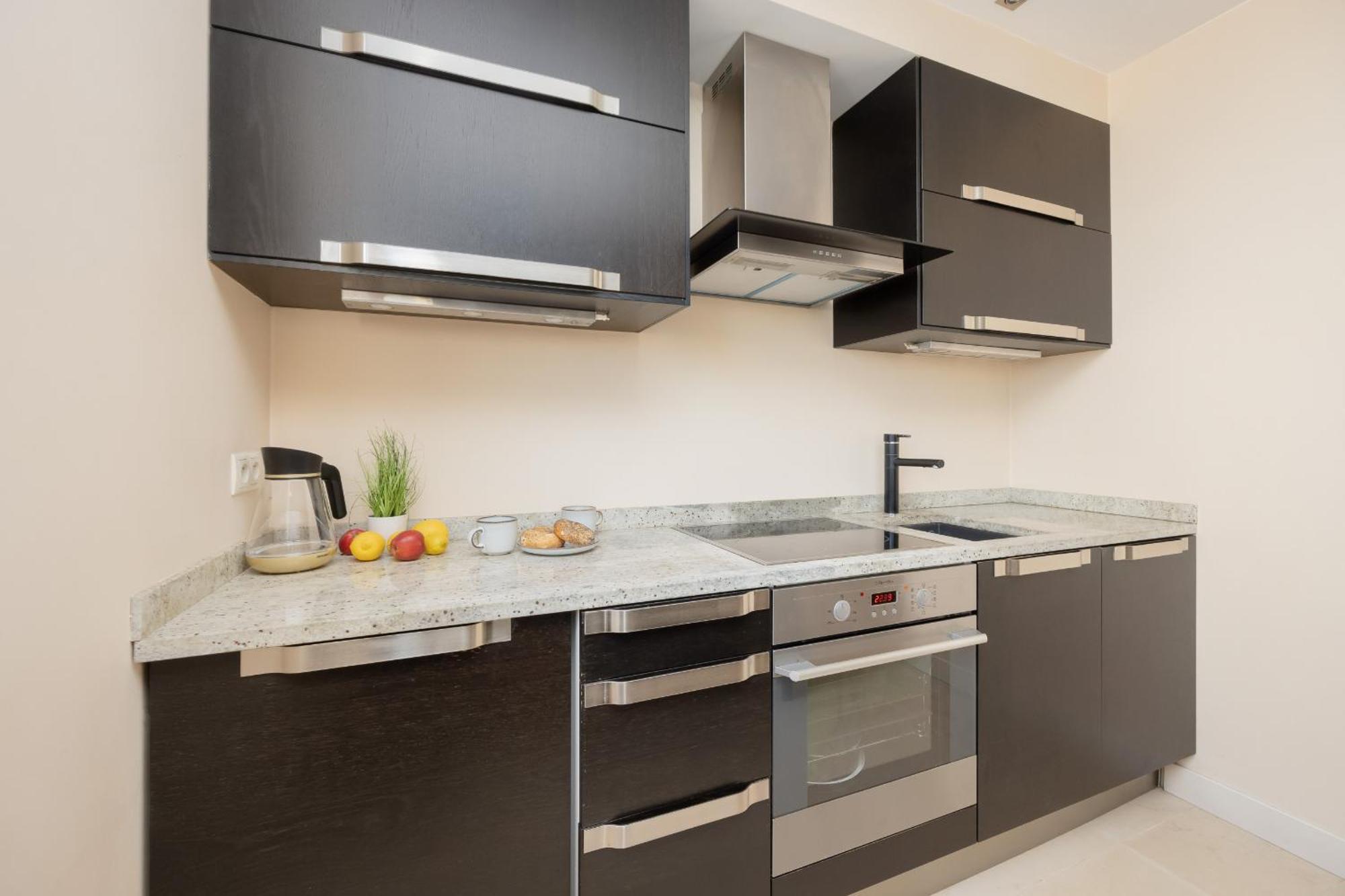 Cozy Near Metro Stoklosy By Renters Warschau
